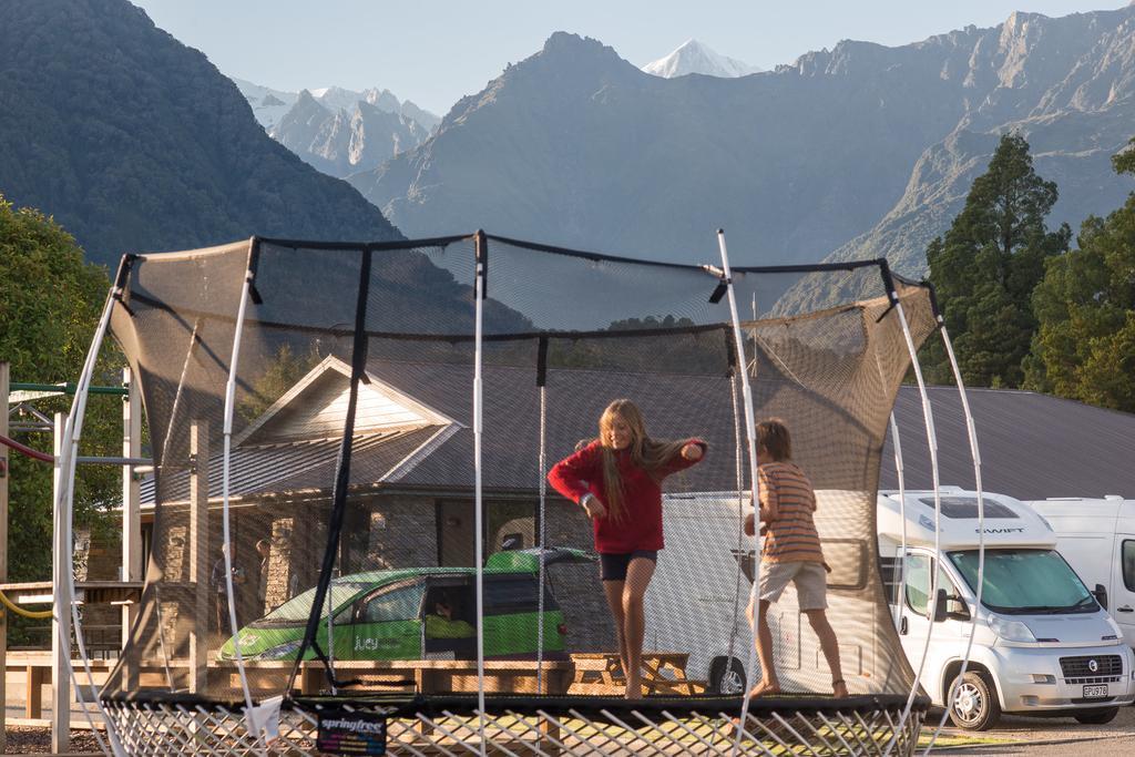 Fox Glacier TOP 10 Holiday Park&Motels Exterior foto